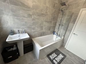 Photo 16- click for photo gallery